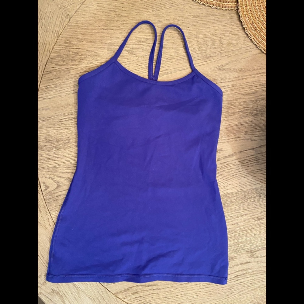 Lululemon tank